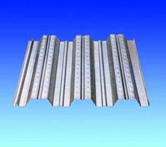 楼承板设计与选型指南 型号、价格及与聚氨酯夹芯板的对比分析